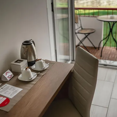 Zaro Bed and breakfast 4*