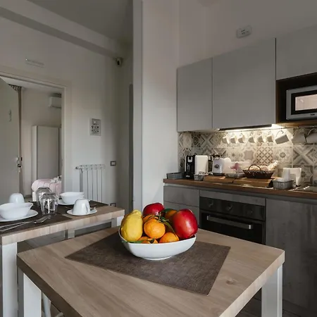 Nocleg ze śniadaniem Zaro 4*